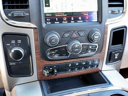 Used 2018 RAM 3500 Laramie w/ Convenience Group image 32