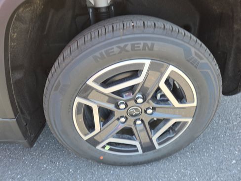 New 2026 Jeep Cherokee Limited AWD/4WD image 28