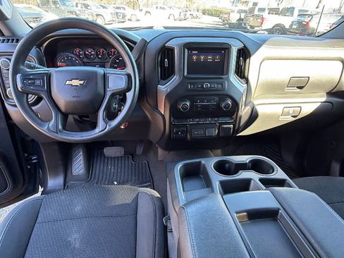 Used 2021 Chevrolet Silverado 1500 Custom image 18