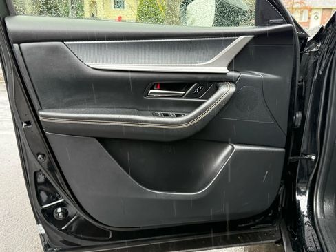 Used 2025 MAZDA CX-90 3.3 Turbo w/ Premium Plus Pkg image 16