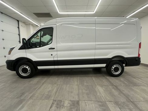New 2026 Ford Transit 250 148 Medium Roof image 9