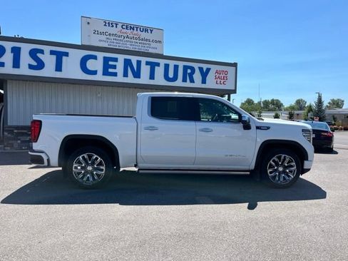 Used 2024 GMC Sierra 1500 Denali w/ Denali Reserve Package AWD/4WD image 19