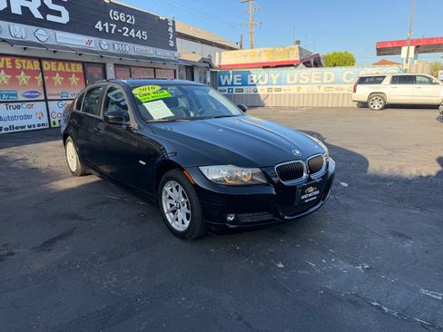 Used 2010 BMW 328i Sedan RWD image 2