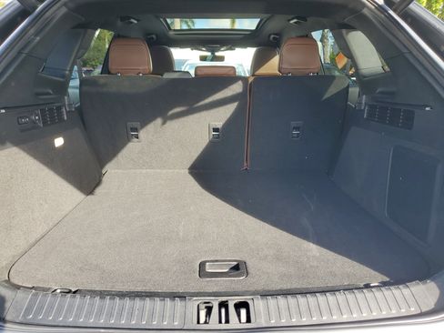 Certified 2023 Lincoln Nautilus Reserve image 6