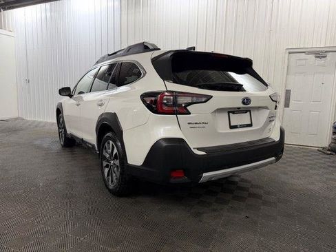 Used 2024 Subaru Outback Touring image 3