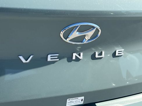 New 2026 Hyundai Venue SE FWD image 25