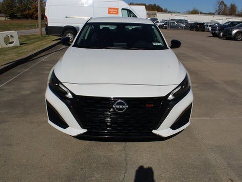 Used 2025 Nissan Altima 2.5 SR image 7