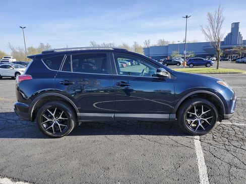 Used 2017 Toyota RAV4 SE AWD/4WD image 18