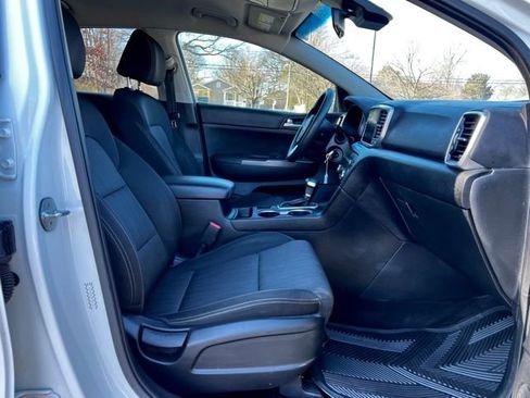 Used 2021 Kia Sportage LX image 22