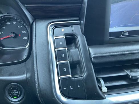 Used 2023 Chevrolet Suburban LS image 16