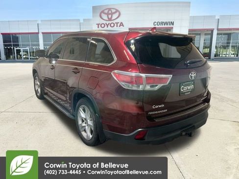 Used 2016 Toyota Highlander Limited Platinum image 6