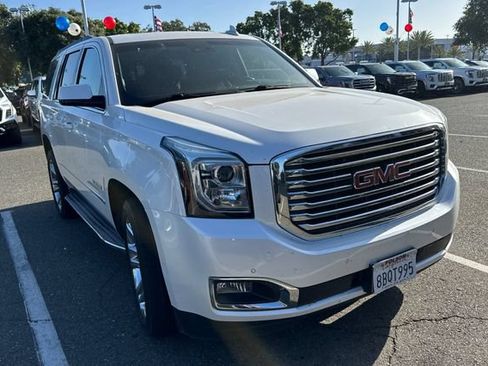 Used 2018 GMC Yukon SLT w/ Premium Edition AWD/4WD image 2