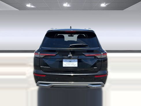 Used 2025 Mitsubishi Outlander SEL FWD image 9