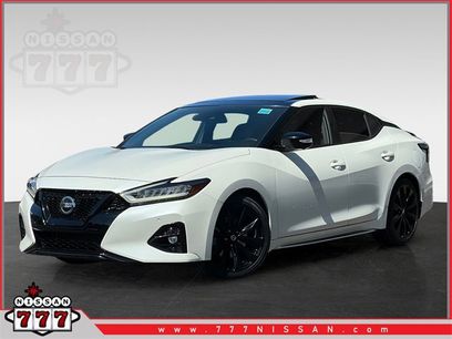 Certified 2021 Nissan Maxima SR w/ Sport Mat Group