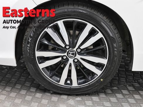 Used 2020 Honda Fit EX image 31