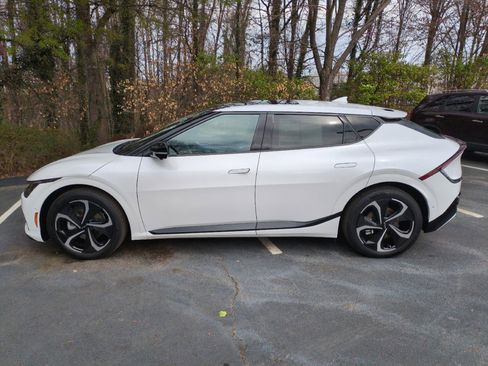 Used 2023 Kia EV6 GT-Line w/ GT-Line Suede Seat Package image 4