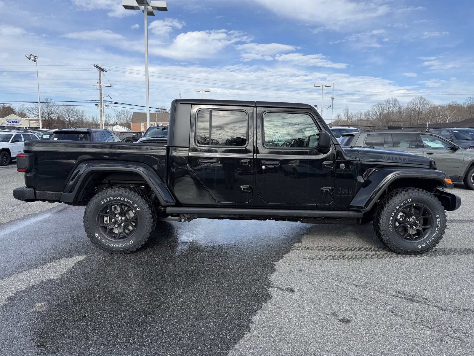 New 2026 Jeep Gladiator Sport AWD/4WD image 2