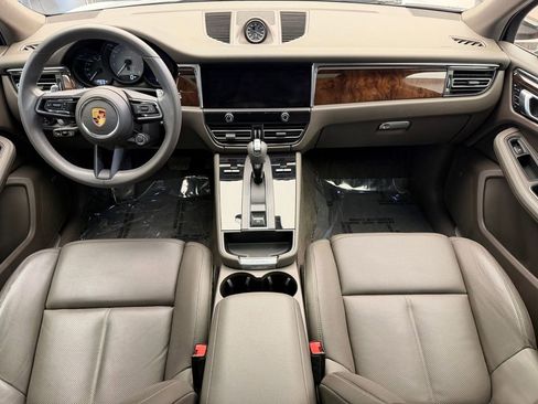 Used 2022 Porsche Macan S AWD/4WD image 14
