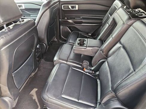 Used 2020 Ford Explorer XLT w/ Equipment Group 202A RWD image 25