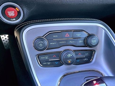 Used 2020 Dodge Challenger SRT Hellcat image 24