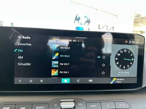Used 2025 Kia K4 FWD image 14