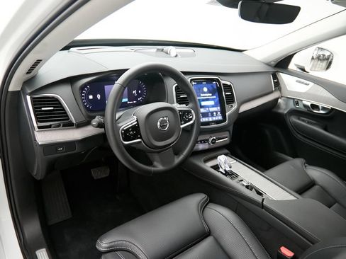 Certified 2024 Volvo XC90 B6 Ultimate AWD/4WD image 12