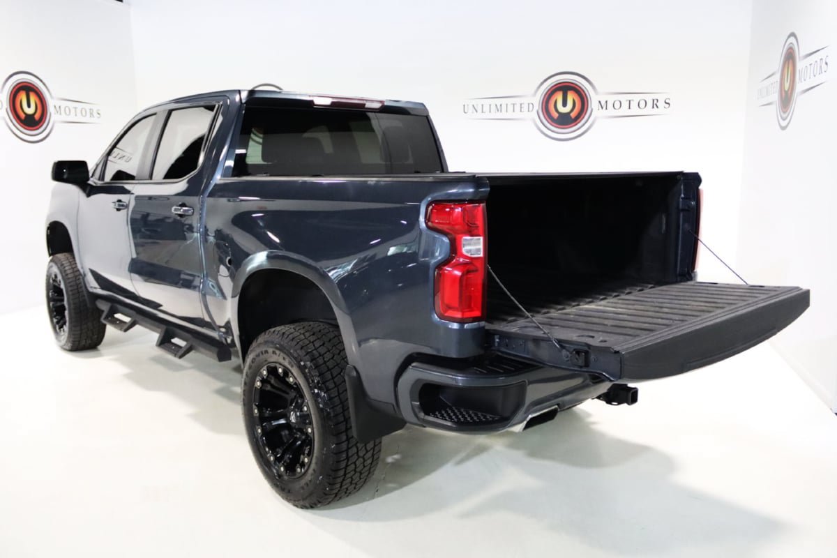 Used 2019 Chevrolet Silverado 1500 RST AWD/4WD image 36