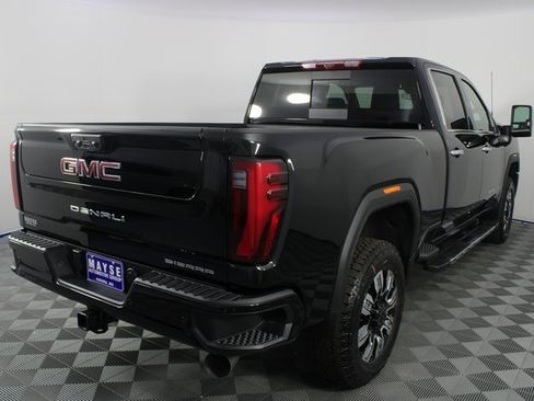 New 2026 GMC Sierra 2500 Denali w/ Denali Reserve Package image 30