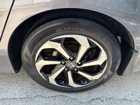 Used 2016 Honda Accord EX-L image 11