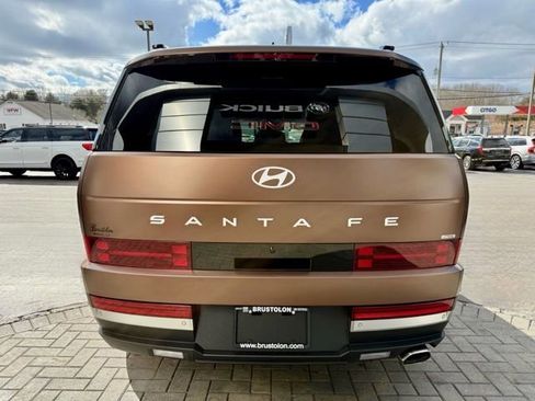 Used 2025 Hyundai Santa Fe Limited image 9