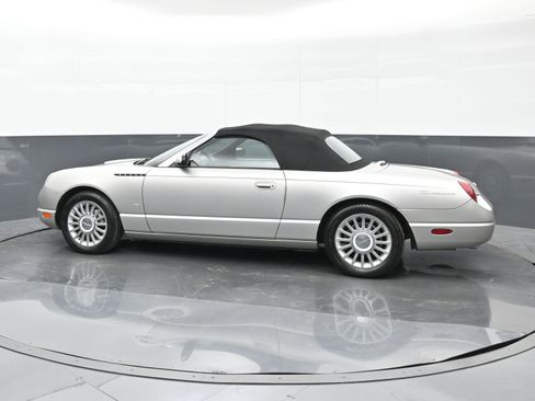 Used 2004 Ford Thunderbird image 5