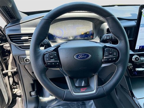 Used 2023 Ford Explorer ST w/ Equipment Group 401A image 11