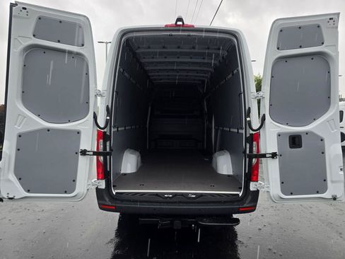 New 2026 Mercedes-Benz Sprinter 2500 image 16