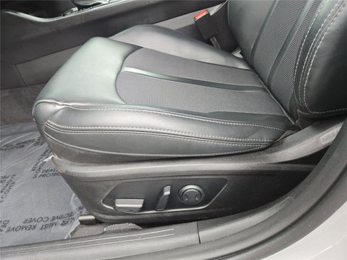 Used 2023 Kia K5 GT-Line image 21