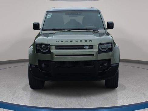 Certified 2024 Land Rover Defender 110 X-Dynamic SE AWD/4WD image 2