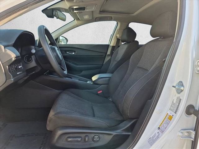 Used 2023 Honda Accord EX image 16