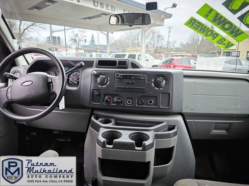Used 2009 Ford E-250 and Econoline 250 image 9