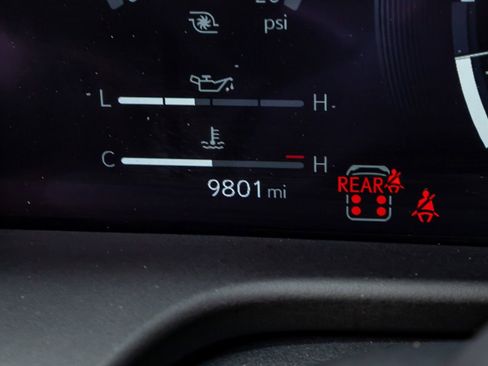 Used 2024 Lexus GX 550 w/ Accessory Package (31) AWD/4WD image 21