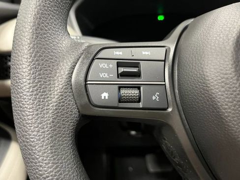 New 2027 Honda HR-V LX image 16