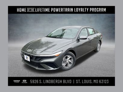 Used 2025 Hyundai Elantra SE