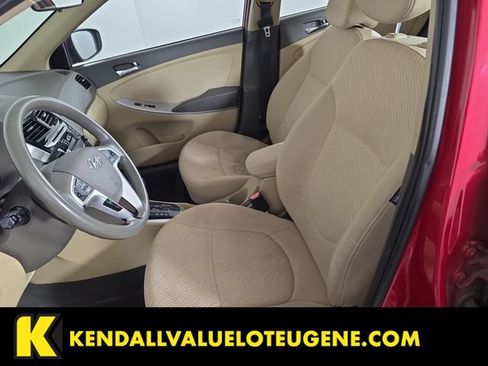 Used 2013 Hyundai Accent GLS w/ Premium Pkg FWD image 4