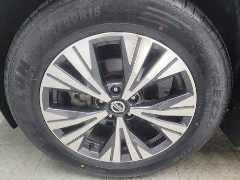 Used 2021 Nissan Rogue SV AWD/4WD image 31