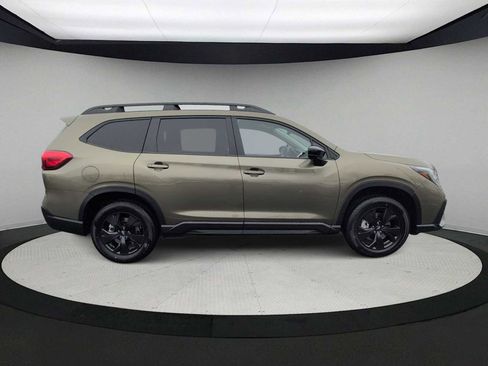 Used 2026 Subaru Ascent Premium image 9