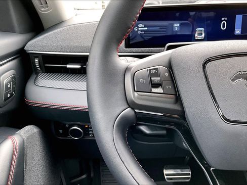 Used 2025 Ford Mustang Mach-E Premium w/ Sport Appearance Package image 23