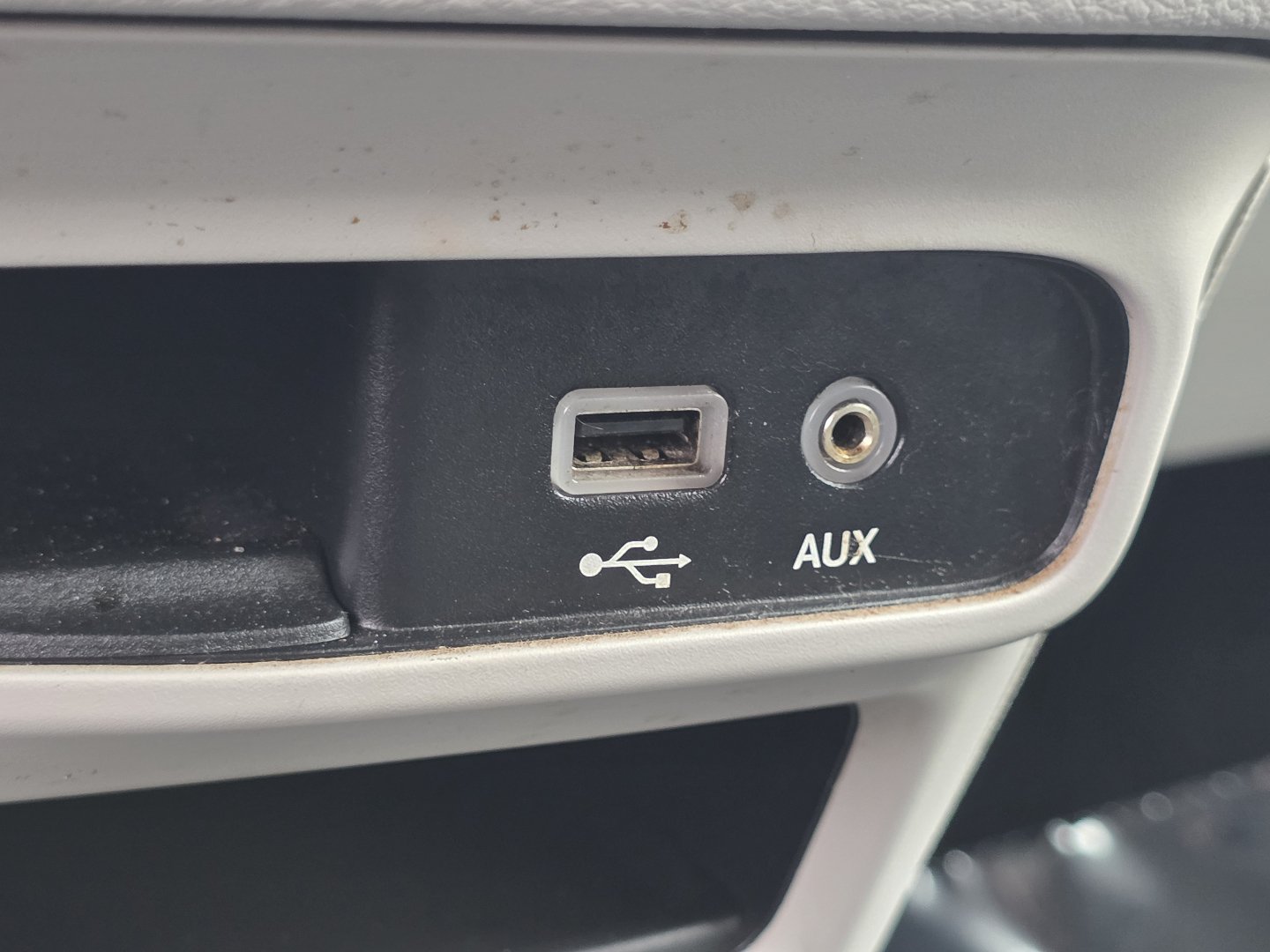 Used 2018 Chrysler Pacifica Touring-L FWD image 7