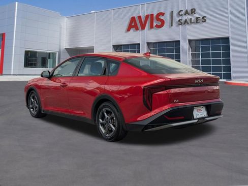 Used 2025 Kia K4 LXS image 2