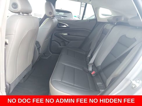 Used 2025 Chevrolet Trax ACTIV w/ Driver Confidence Package FWD image 25