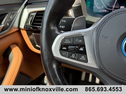 Used 2023 BMW 530e xDrive w/ Premium Package AWD/4WD image 17