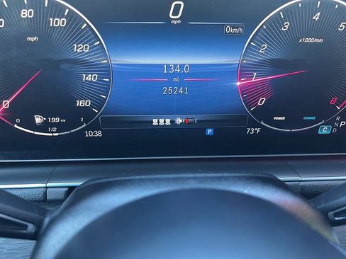 Used 2025 Mercedes-Benz GLE 350 4MATIC image 27