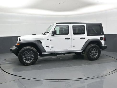 New 2026 Jeep Wrangler Unlimited Sport w/ Convenience Group image 7